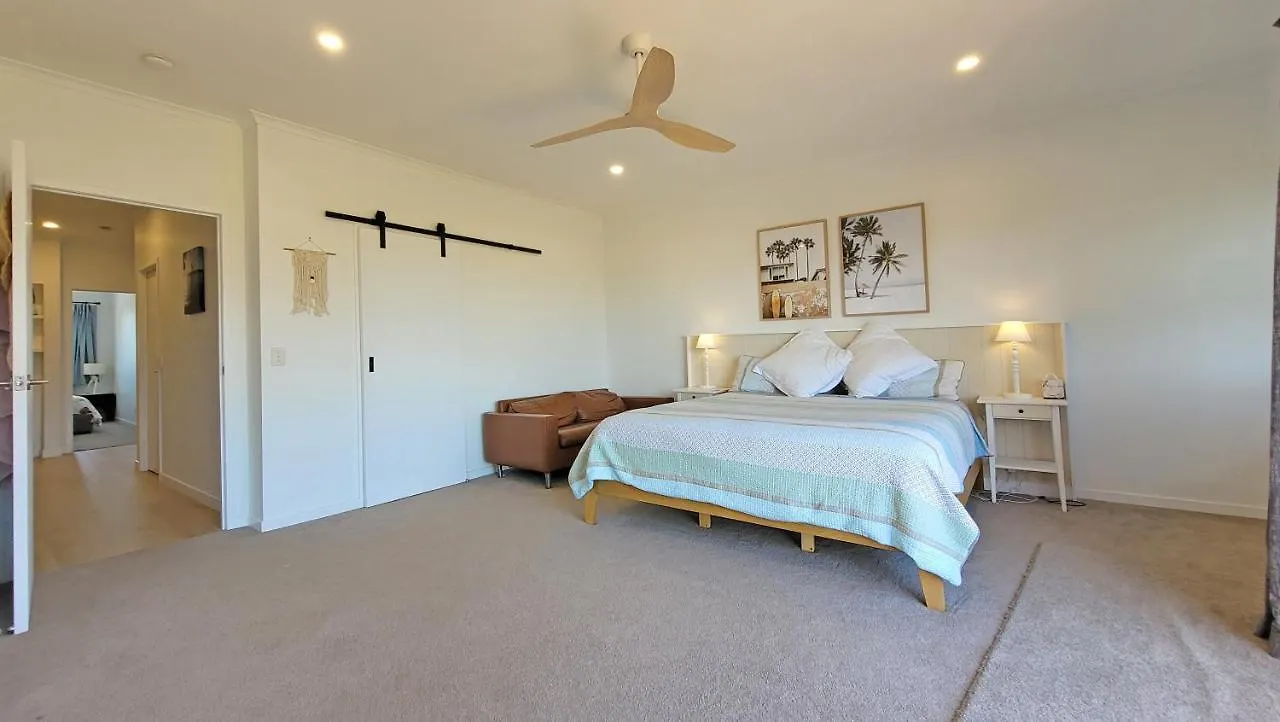 Marcoola Seaside Apartment
